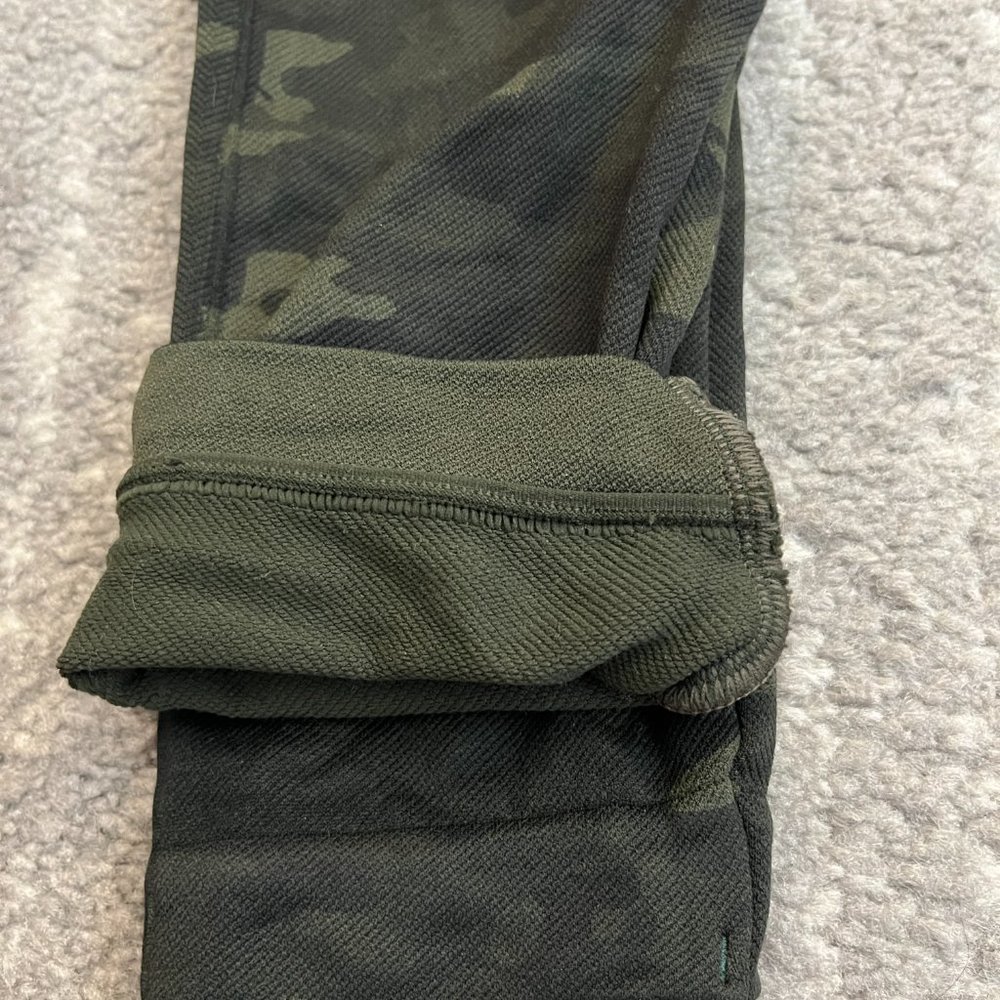 Spanx Standard Camo Leggings Size S View 3